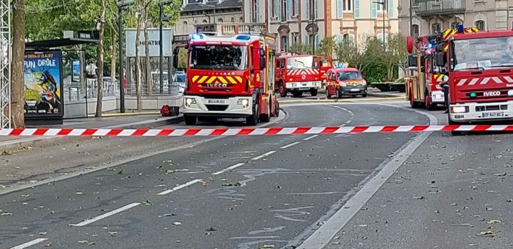 un incendie sest declare dans un parking du centre ville de chartres le trafic est perturbe